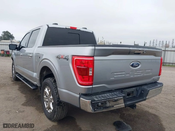 2021 Ford F-150 XL with VIN 1FTFW1E85MKD41725, listed as a IAAI auction lot 41631794 with 52,049 mi miles. Bid and sale history available at carsss.com. Image 3.
