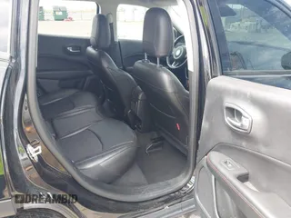 2020 Jeep Compass Trailhawk with VIN 3C4NJDDB7LT129673, listed as a IAAI auction lot 41811055 with 30,106 mi miles and . Bid and sale history available at carsss.com. Image 8.