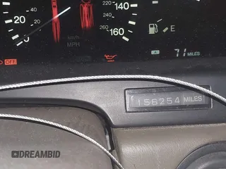 1992 Lexus LS z VIN JT8UF11E7N0140178, wystawiony jako IAAI lot #42077274 z przebiegiem 156 254 mil mil oraz . Historia ofert i sprzedaży dostępna na DreamBid. Obrazek 16.