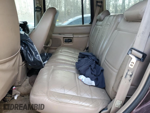 1999 Ford Explorer XLT с VIN 1FMDU35P0XZB48003, выставлен на аукционе Copart как лот 42407905 с пробегом 183 525 миль миль и Списание • Salvage title. История ставок и продаж доступна на DreamBid. Изображение 11.