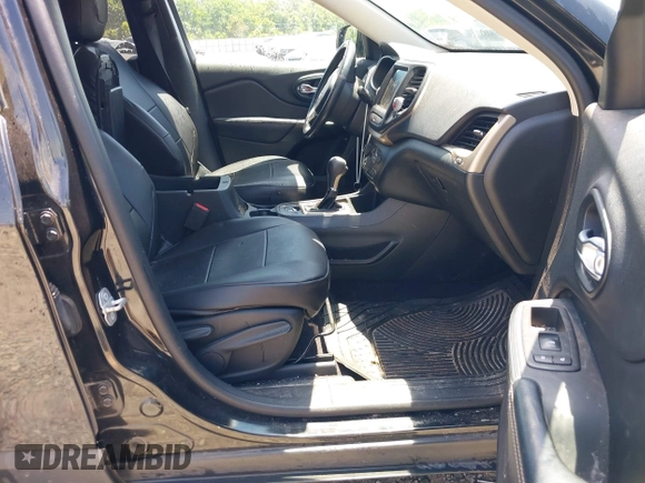 2016 Jeep Cherokee Limited with VIN 1C4PJLDB9GW320207, listed as a IAAI auction lot 42350707 with 90,936 mi miles and . Bid and sale history available at DreamBid. Image 5.