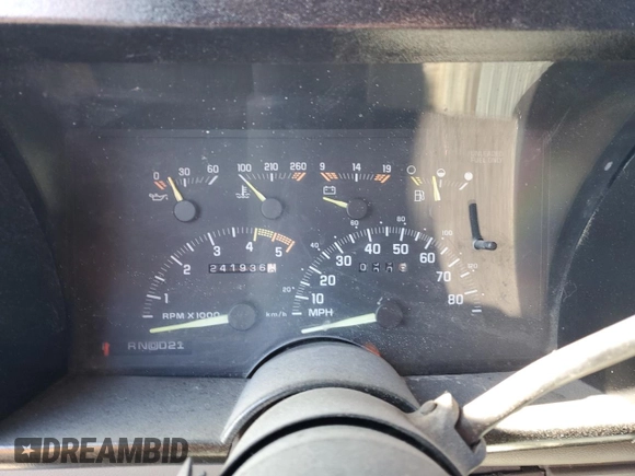 1993 GMC Yukon with VIN 1GKEK18K3PJ741909, listed as a Copart auction lot 46118535 with 241,936 mi miles and Clean Title. Bid and sale history available at carsss.com. Image 9.