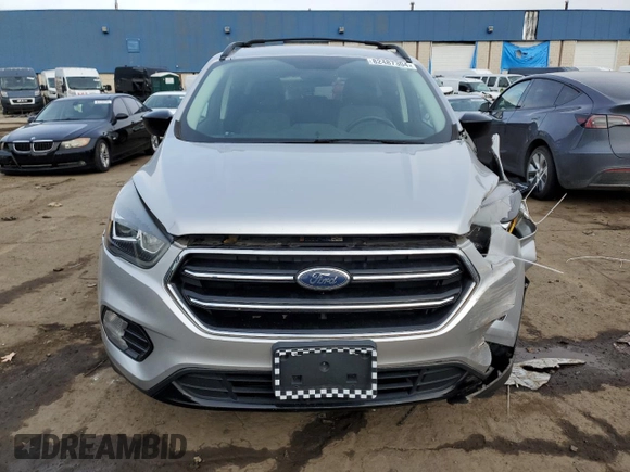 2019 Ford Escape SE with VIN 1FMCU9GD1KUB91949, listed as a Copart auction lot 50503045 with 73,433 mi miles and Non Repairable. Bid and sale history available at carsss.com. Image 5.