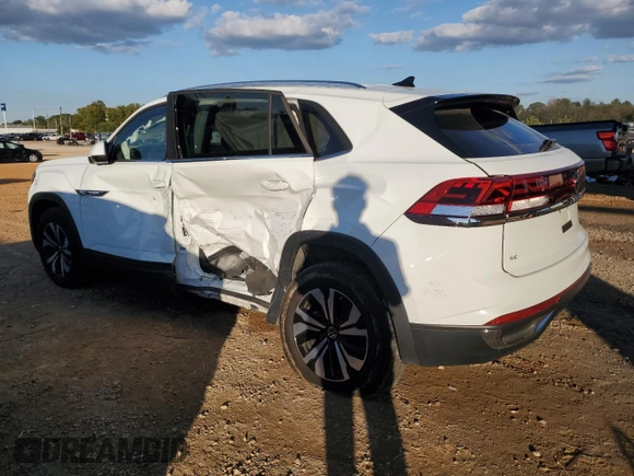 2024 Volkswagen Atlas SE with VIN 1V2DE2CAXRC210618, listed as a Copart auction lot 79875604 with 19,613 mi miles and Salvage title. Bid and sale history available at DreamBid. Image 2.