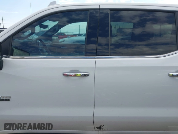 2021 Chevrolet Silverado 1500 LTZ with VIN 1GCUYGED1MZ332125, listed as a IAAI auction lot 40175934 with 89,242 mi miles and . Bid and sale history available at DreamBid. Image 14.