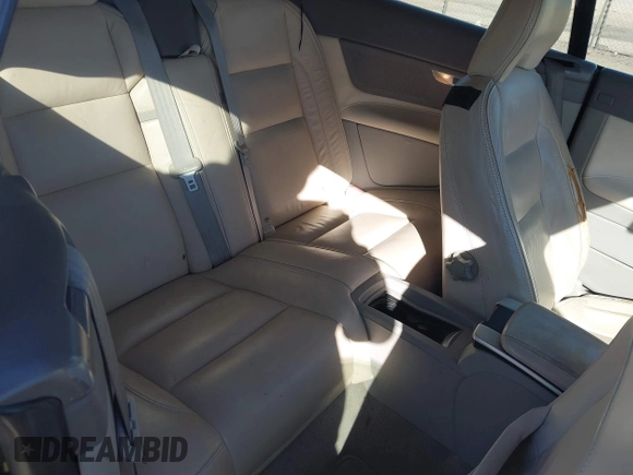 2011 Volvo C70 with VIN YV1672MC1BJ120614, listed as a IAAI auction lot 41495297 with 148,875 mi miles. Bid and sale history available at carsss.com. Image 8.
