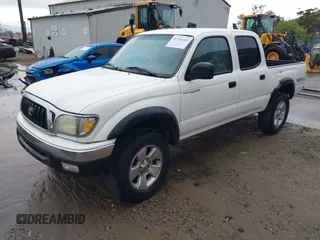 2001 Toyota Tacoma PreRunner with VIN 5TEGN92N21Z736789, listed as a IAAI auction lot 41784065 with 163,675 mi miles. Bid and sale history available at carsss.com. Image 2.