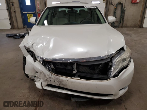 2012 Toyota Avalon z VIN 4T1BK3DB2CU463346, wystawiony jako Copart lot #57769545 z przebiegiem 69 218 mil mil oraz Szkoda całkowita • Salvage title. Historia ofert i sprzedaży dostępna na DreamBid. Obrazek 5.