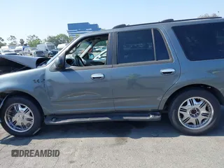 2001 Ford Expedition XLT with VIN 1FMRU15W51LB26235, listed as a IAAI auction lot 42618094 with 204,892 mi miles and . Bid and sale history available at DreamBid. Image 14.