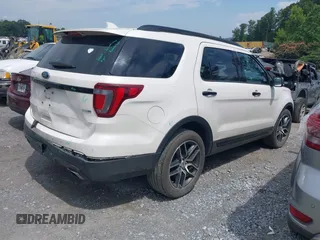 2016 Ford Explorer Sport z VIN 1FM5K8GT8GGA23182, wystawiony jako IAAI lot #42479915 z przebiegiem 160 099 mil mil oraz . Historia ofert i sprzedaży dostępna na DreamBid. Obrazek 4.