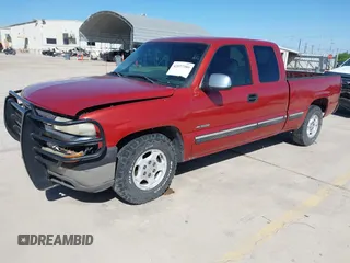 2001 Chevrolet Silverado 1500 LS with VIN 2GCEC19V311378627, listed as a IAAI auction lot 42077389 with 356,476 mi miles and . Bid and sale history available at DreamBid. Image 2.