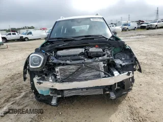 2024 MINI Countryman Cooper S with VIN WMZ53BR06R3S08133, listed as a Copart auction lot 80255164 with 6,035 mi miles and Salvage Title. Bid and sale history available at carsss.com. Image 5.