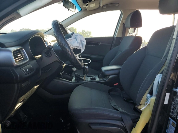 2019 Kia Sorento LX with VIN 5XYPGDA30KG548927, listed as a Copart auction lot 56849534 with 67,770 mi miles and Salvage Title. Bid and sale history available at DreamBid. Image 7.