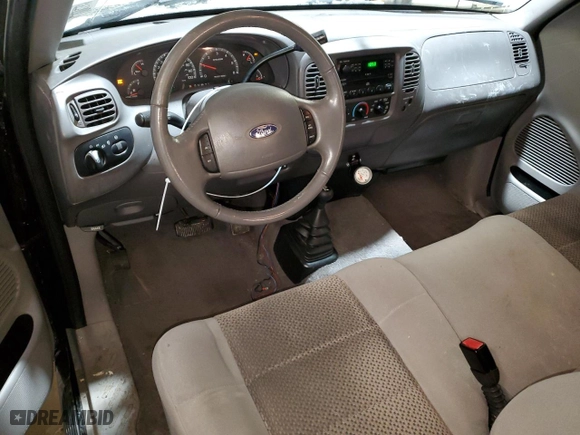 2004 Ford F-150 Heritage XL with VIN 2FTRX18W04CA49568, listed as a Copart auction lot 44530795 with 114,584 mi miles and Salvage Title. Bid and sale history available at carsss.com. Image 8.