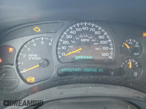 2005 GMC Yukon SLT with VIN 1GKEK13Z75R272858, listed as a Copart auction lot 41869185 with 258,748 mi miles and Salvage Title. Bid and sale history available at carsss.com. Image 9.