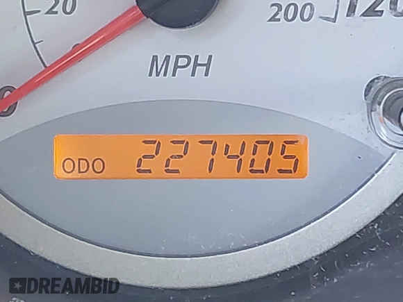 2005 Toyota RAV4 with VIN JTEGD20V750066025, listed as a IAAI auction lot 42101689 with 227,405 mi miles. Bid and sale history available at carsss.com. Image 12.
