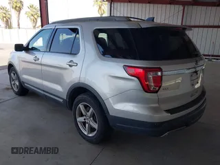 2018 Ford Explorer XLT with VIN 1FM5K7D82JGA19887, listed as a IAAI auction lot 42049120 with 105,748 mi miles and . Bid and sale history available at DreamBid. Image 3.