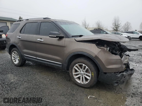 2015 Ford Explorer XLT with VIN 1FM5K8D8XFGC51182, listed as a Copart auction lot 44269345 with 121,858 mi miles and Salvage Title. Bid and sale history available at carsss.com. Image 4.