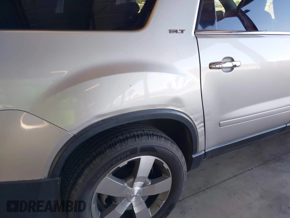 2011 GMC Acadia SLT1 with VIN 1GKKRRED5BJ358193, listed as a IAAI auction lot 41889390 with 164,010 mi miles. Bid and sale history available at carsss.com. Image 6.