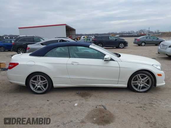 2011 Mercedes-Benz E-Class E 550 with VIN WDDKK7CF7BF108732, listed as a IAAI auction lot 41592820 with 53,640 mi miles. Bid and sale history available at carsss.com. Image 13.