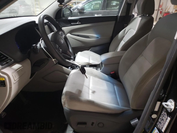 2018 Hyundai Tucson SEL z VIN KM8J3CA42JU743778, wystawiony jako Copart lot #46053665 z przebiegiem 166 977 mil mil oraz Szkoda całkowita • Salvage title. Historia ofert i sprzedaży dostępna na DreamBid. Obrazek 7.