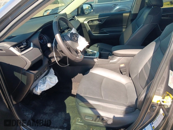 2022 Toyota RAV4 Hybrid XLE Premium with VIN 2T3B6RFV8NW035595, listed as a Copart auction lot 63302015 with 31,764 mi miles and Salvage title. Bid and sale history available at DreamBid. Image 7.