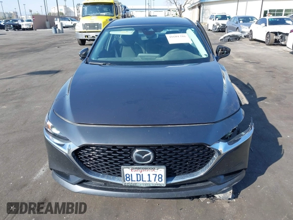 2019 Mazda 3 w/Select with VIN 3MZBPAAL1KM105498, listed as a IAAI auction lot 41601386 with 113,203 mi miles. Bid and sale history available at carsss.com. Image 13.