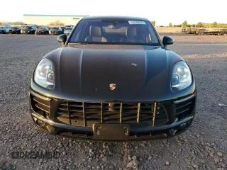 2017 Porsche Macan with VIN WP1AA2A51HLB00902, listed as a Copart auction lot 54910635 with 66,129 mi miles and Salvage title. Bid and sale history available at DreamBid. Image 5.