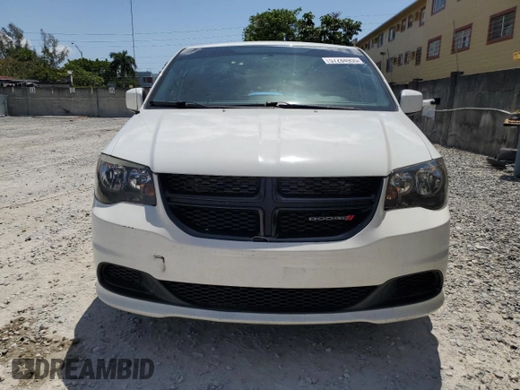 2017 Dodge Grand Caravan SE Plus z VIN 2C4RDGBG6HR835262, wystawiony jako Copart lot #57284955 z przebiegiem 85 959 mil mil oraz Szkoda całkowita • Salvage title. Historia ofert i sprzedaży dostępna na DreamBid. Obrazek 5.