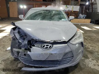 2013 Hyundai Veloster w/Black Int with VIN KMHTC6AD2DU172999, listed as a Copart auction lot 87945825 with 111,808 mi miles and Salvage Title. Bid and sale history available at carsss.com. Image 5.