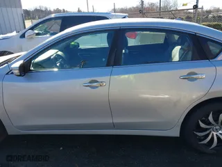 2018 Nissan Altima 2.5 SL with VIN 1N4AL3APXJC213097, listed as a IAAI auction lot 41232640 with 155,969 mi miles. Bid and sale history available at carsss.com. Image 15.