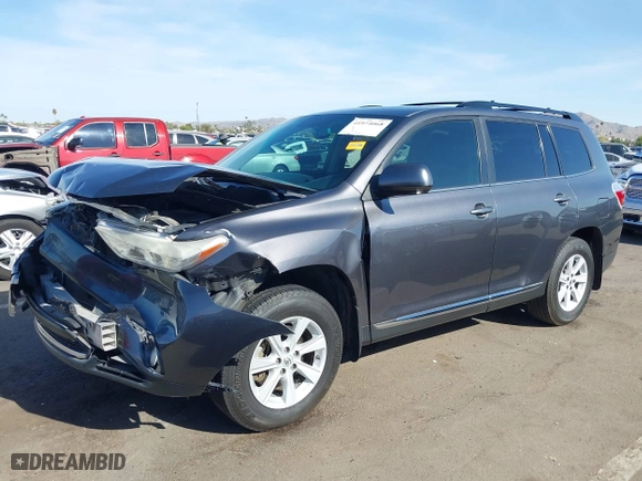 2013 Toyota Highlander with VIN 5TDZK3EHXDS115130, listed as a IAAI auction lot 41974068 with 156,510 mi miles. Bid and sale history available at carsss.com. Image 18.
