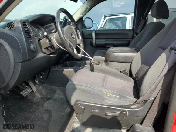 2009 Chevrolet Silverado 1500 LT with VIN 1GCEK29009Z260051, listed as a Copart auction lot 49237675 with 247,060 mi miles and Salvage Title. Bid and sale history available at carsss.com. Image 7.