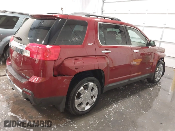 2011 GMC Terrain SLT-2 with VIN 2CTFLXE56B6366798, listed as a IAAI auction lot 41662216 with 151,251 mi miles. Bid and sale history available at carsss.com. Image 4.