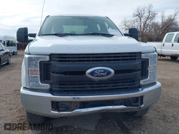 2017 Ford Super Duty F-250 SRW XL with VIN 1FD7W2B69HEC90498, listed as a IAAI auction lot 42032220 with 1 mi miles. Bid and sale history available at carsss.com. Image 13.