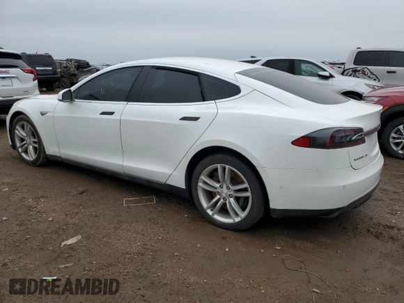 2015 Tesla Model S 85D with VIN 5YJSA1S21FF089159, listed as a Copart auction lot 51504605 with 58,944 mi miles and Clean Title. Bid and sale history available at carsss.com. Image 2.