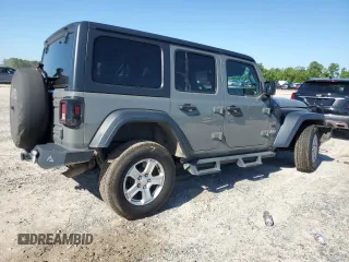 2018 Jeep Wrangler Unlimited Sport S with VIN 1C4HJXDG8JW227693, listed as a Copart auction lot 56694565 with 134,638 mi miles and Salvage title. Bid and sale history available at DreamBid. Image 3.