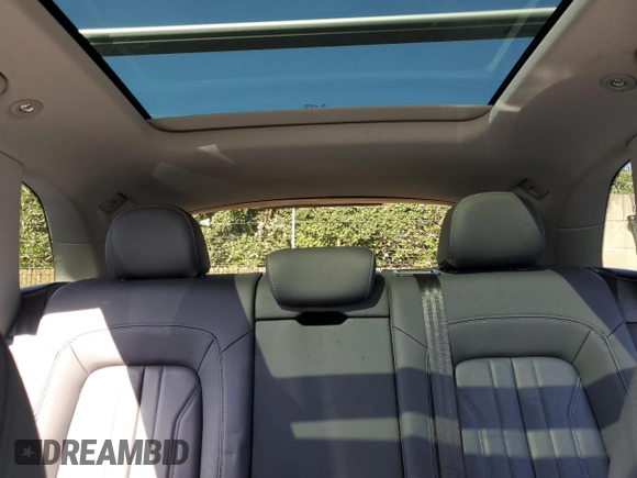 2021 Audi Q5 Premium with VIN WA1G2AFY0M2043639, listed as a Copart auction lot 60105855 with 63,458 mi miles and Salvage title. Bid and sale history available at DreamBid. Image 10.