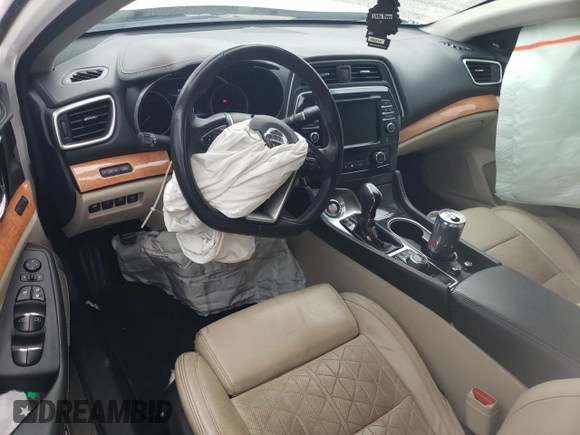 2019 Nissan Maxima Platinum z VIN 1N4AA6AV0KC363601, wystawiony jako Copart lot #49549415 z przebiegiem 75 551 mil mil oraz Szkody całkowita. Historia ofert i sprzedaży dostępna na DreamBid. Obrazek 8.