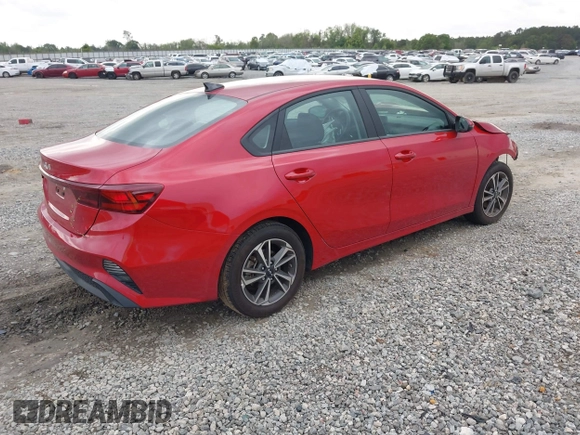 2024 Kia Forte LXS z VIN 3KPF24ADXRE830874, wystawiony jako IAAI lot #41910555 z przebiegiem 8 708 mil mil oraz . Historia ofert i sprzedaży dostępna na DreamBid. Obrazek 4.