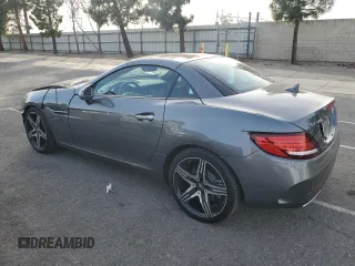 2020 Mercedes-Benz SLC 300 с VIN W1KPK3JA1LF171199, выставлен на аукционе Copart как лот 86151364 с пробегом 20 646 миль миль и Списание • Salvage title. История ставок и продаж доступна на DreamBid. Изображение 2.