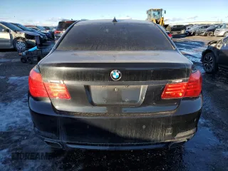 2010 BMW 7 Series 750i xDrive z VIN WBAKC6C5XACL67558, wystawiony jako Copart lot #88550755 z przebiegiem 108 796 mil mil oraz Szkoda całkowita • Salvage title. Historia ofert i sprzedaży dostępna na DreamBid. Obrazek 6.
