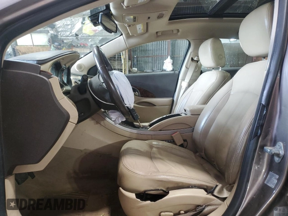 2012 Buick LaCrosse Leather z VIN 1G4GC5E39CF183241, wystawiony jako Copart lot #63792415 z przebiegiem 179 520 mil mil oraz Szkoda całkowita • Salvage title. Historia ofert i sprzedaży dostępna na DreamBid. Obrazek 7.