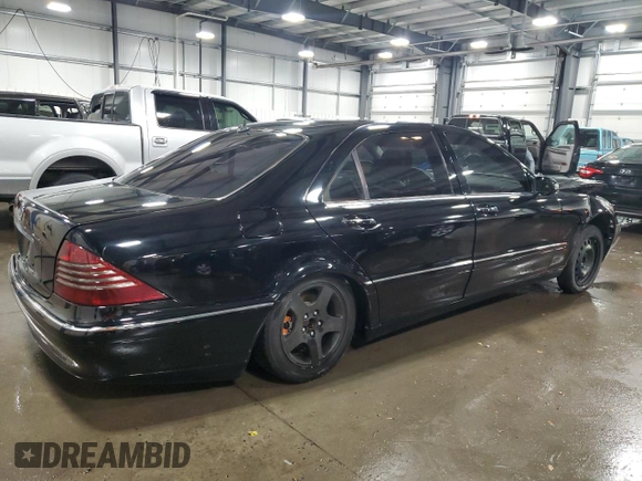 2005 Mercedes-Benz S-Class 4.3L with VIN WDBNG83J95A459421, listed as a Copart auction lot 77153264 with 168,360 mi miles and Salvage Title. Bid and sale history available at carsss.com. Image 3.