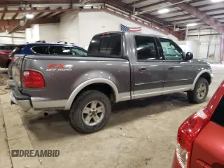 2002 Ford F-150 XLT with VIN 1FTRW08L92KD19411, listed as a Copart auction lot 50986795 with 164,556 mi miles and Clean Title. Bid and sale history available at carsss.com. Image 3.
