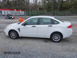 2008 Ford Focus SE with VIN 1FAHP35N08W122604, listed as a IAAI auction lot 41942030 with 89,034 mi miles. Bid and sale history available at carsss.com. Image 14.