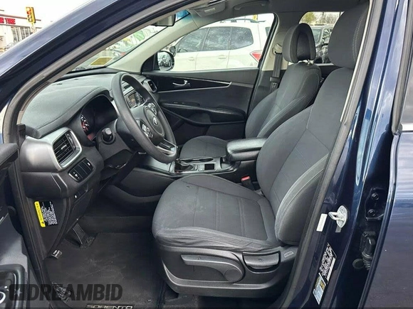 2016 Kia Sorento LX with VIN 5XYPGDA5XGG142632, listed as a IAAI auction lot 42143508 with 146,966 mi miles. Bid and sale history available at carsss.com. Image 5.