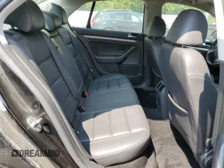 2008 Volkswagen Jetta Wolfsburg Edition with VIN 3VWRJ71K88M185501, listed as a Copart auction lot 62195385 with 156,017 mi miles and Clean title. Bid and sale history available at DreamBid. Image 10.