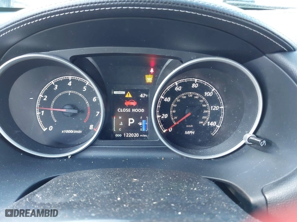 2010 Mitsubishi Outlander GT with VIN JA4JT5AX3AZ015815, listed as a IAAI auction lot 41517180 with 122,020 mi miles. Bid and sale history available at carsss.com. Image 7.