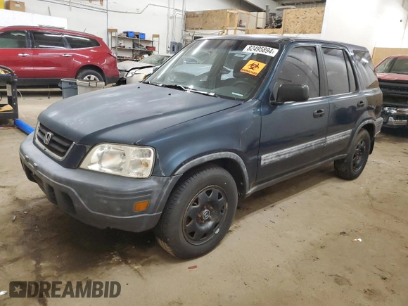 1998 Honda CR-V LX with VIN JHLRD1748WC100724, listed as a Copart auction lot 82495894 with 256,001 mi miles and Clean Title. Bid and sale history available at carsss.com. Image 1.
